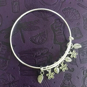 Flower Floral Leaf Nature High Polish Stainless Steel Adjustable Charm Bracelet